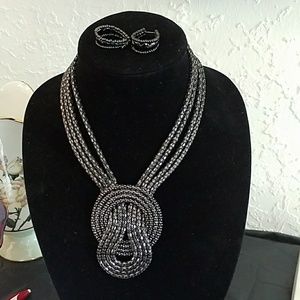 Necklace and earring set